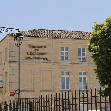 Отель College Des Doctrinaires Лектур Экстерьер фото